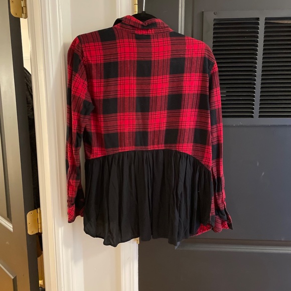 Red Plaid Flannel - BeachLunchLounge - Picture 3 of 4